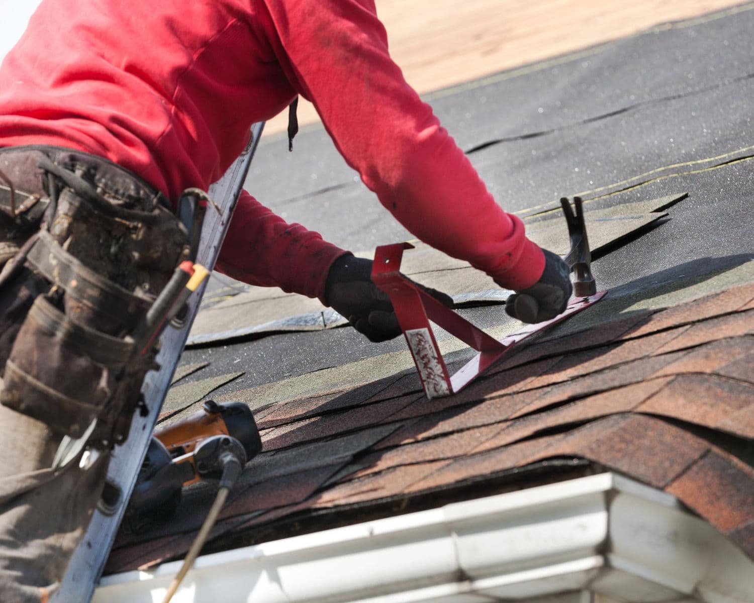 Understanding Phoenix Roof Replacement and Timing image