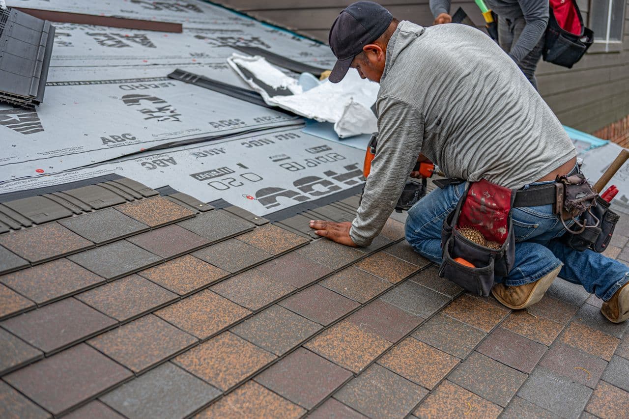 Evaluating Roof Maintenance in Mesa Rental Properties image
