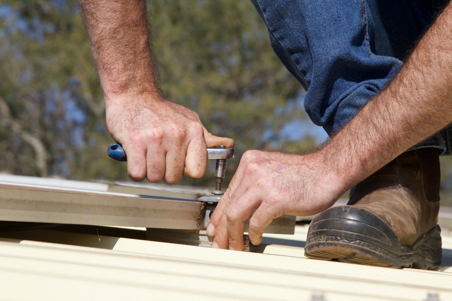 Mesa Roof Maintenance by Type: Tile vs. Foam vs. Shingle image